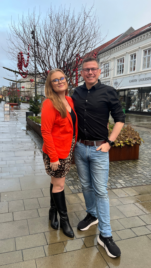 Green and white minimalist merry christmas your story